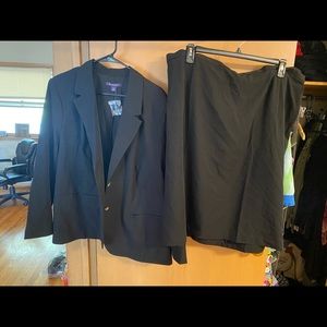 Women’s Plus Size Pantsuit